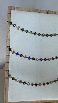 COLLIER DE FLEURS STRASS