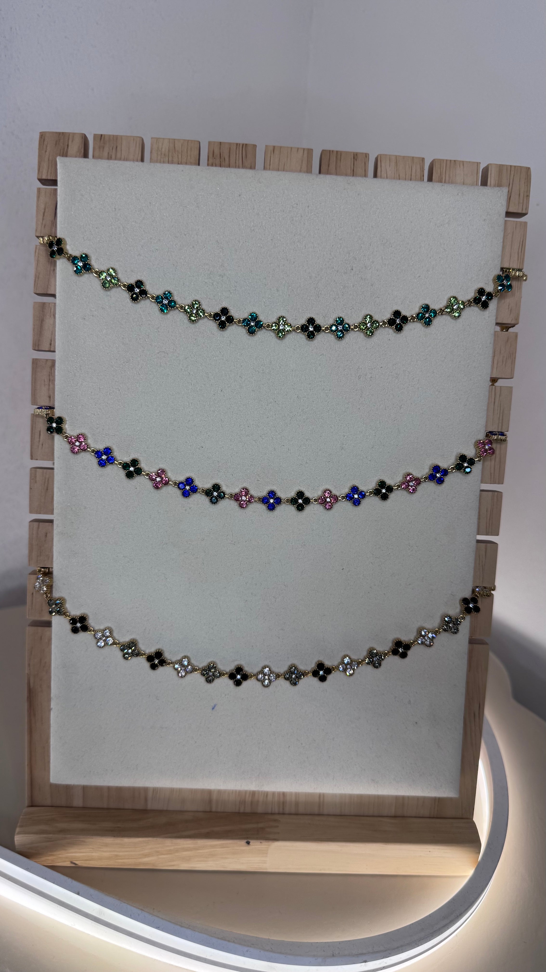 COLLIER DE FLEURS STRASS