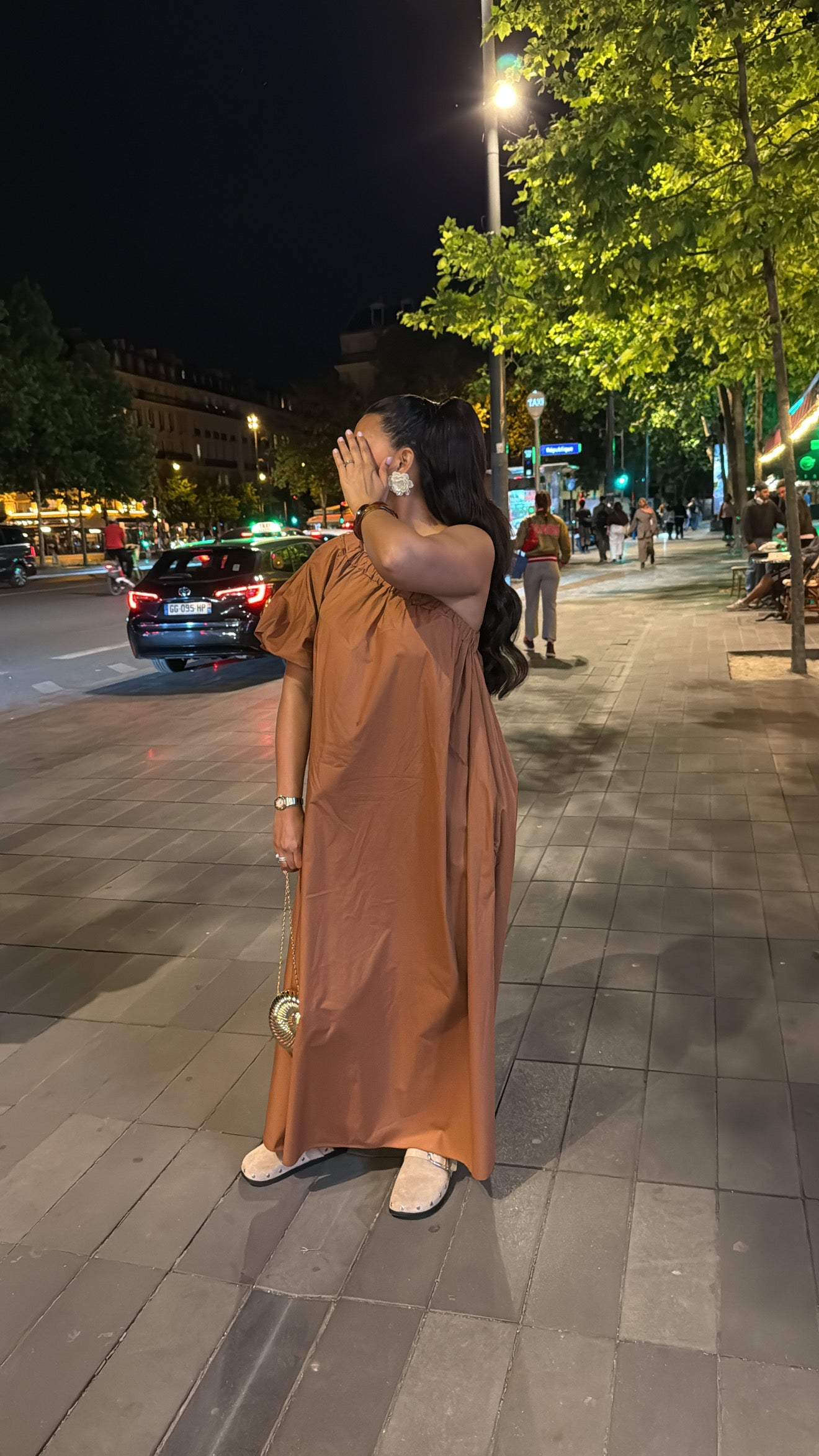 ROBE